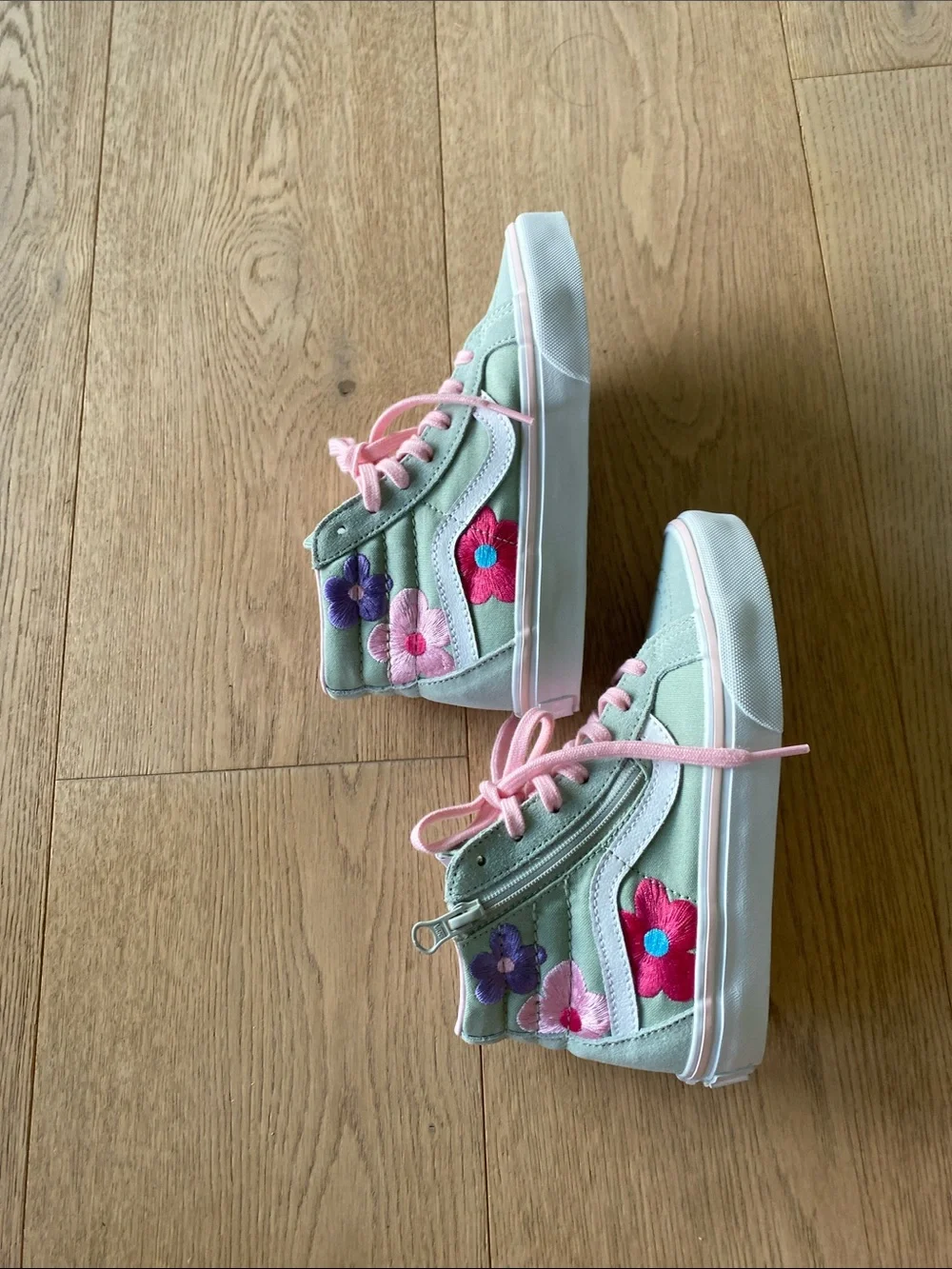 Vans Kids Mint High-Top Sneakers with Pink & Purple Floral Embroidery